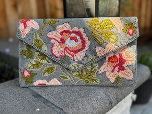 Pochette de soirée de luxe brodée florale et perlée, sac à main de créateur tendance, personnalisé, élégant, portable pour l'automne et le quotidien - Product Image 2
