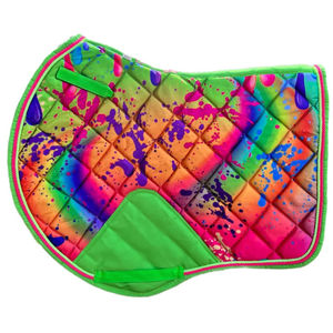 Nouvelle Arrivée : Tapis de Selle Numnah Personnalisé pour l'Équitation, Thème Licorne Sublimé, pour le Saut et le Dressage - Product Image 1