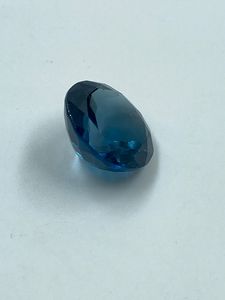 Topacio Azul Oscuro Natural de Alta Calidad, Gema Suelta de 10.09 Quilates y 13.30 mm, Corte Personalizado para Joyería - Product Image 4