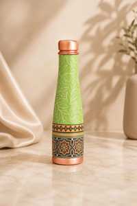 Bouteille d'eau en cuivre pur de qualité supérieure, motif feuille verte, faite à la main, réutilisable, gourde de voyage, logo personnalisé, vente en gros, usine - Product Image 5