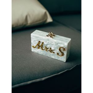 Pochette de soirée en résine de luxe faite à la main pour femmes, accessoire de mode en cristal pour les soirées - Product Image 6