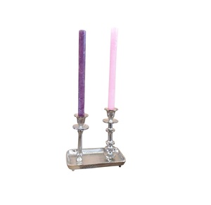 Porte-bougie moderne en aluminium écologique, design artisanal, pour la décoration de la maison et la présentation de bougies. - Product Image 2