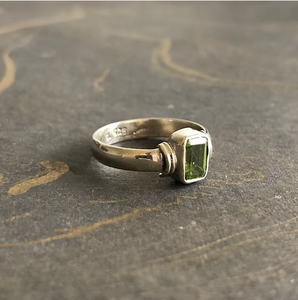 Simple Statement 925 Silver Rectangular <b>Peridot</b> Gemstone Classic <b>Ring</b> for Everyday Wear and Weddings - Product Image 5