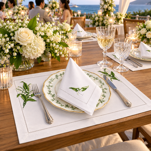 Ensemble de nappes et de serviettes brodées Muguet, élégant, blanc, avec ourlet festonné, pour la décoration de table de mariage et les dîners de luxe - Product Image 2