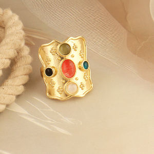 Bague large à facettes multiples, style vintage, sertie de pierres multicolores brillantes, en laiton massif plaqué or 18 carats, best-seller. - Product Image 4