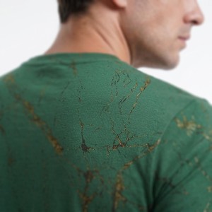 T-shirt tendance pour homme, imprimé marbre abstrait, coton premium respirant, coupe ajustée, manches courtes, col rond, streetwear décontracté - Product Image 6