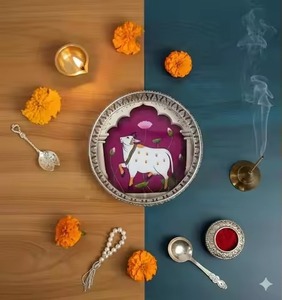 Pot en métal de luxe Pichwai avec plateau, récipient de rangement décoratif, ensemble de pots au design Pichwai pour cadeau de mariage et décoration - Product Image 1