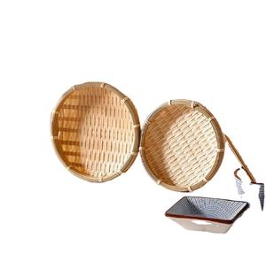 Lot de 2 plateaux de service en rotin brun Design rond Parfait pour le thé, le café et le dessert dans la cuisine de la maison - Product Image 1