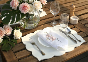 Custom Wholesale <b>Cloth</b> Napkin White <b>Linen</b> Full Sizes Embroidered Peach Blossom Dinner Napkin Washing Hemstitch <b>Table</b> Napkin - Product Image 3