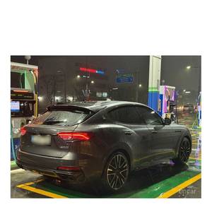 Maserati Levante 3.8 Trofeo Modèle avril 2020 68 450 km Boîte de vitesses automatique Sièges en cuir Volant à gauche Caméra arrière - Product Image 3