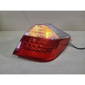 Feu arrière droit d'occasion OEM 924023M060 pour Toyota Corolla 2008-2013 - Product Image 3