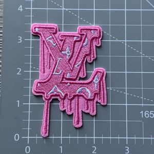 Patchs brodés thermocollants pour vêtements, patch brodé 3D personnalisé avec découpe laser - Product Image 4
