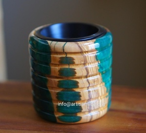 Brûleur d'encens en bois ArtisanVibe avec couvercle rotatif et grille métallique - Product Image 4