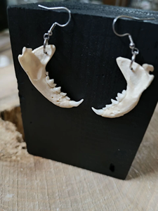 Boucles d'oreilles pendantes en os de buffle, faites à la main, uniques et durables, bijoux ethniques pour les occasions festives - Product Image 4