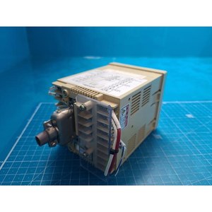 Shimaden ตัวควบคุมกระบวนการดิจิทัล SR25 SR25-1V-N-00616000ใช้เป็นชิ้นส่วนอุปกรณ์เซมิคอนดักเตอร์รุ่นเก่า - Product Image 2