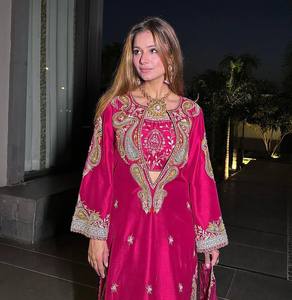 Costume Anarkali en soie rose brodé pour femmes, robe de mariage traditionnelle indienne pakistanaise - Product Image 3
