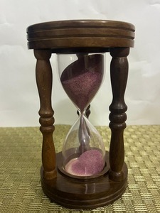 Sablier en bois fait main, minuterie de cinq minutes, décoration de bureau rustique, horloge à sable en bois vintage, accessoire de table de bureau classique, pour la maison - Product Image 5