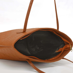Bolso Elegante y Funcional para Mujer, Gran Capacidad, Tipo Tote, Hecho a Mano con Cuero Genuino y Características Personalizadas para Damas - Product Image 6