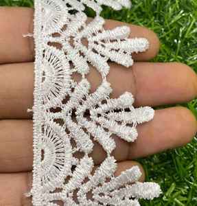 Dentelle GPO de haute qualité, fabriquée avec des fils fins pour une brillance et une durabilité durables. - Product Image 2