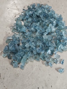 Aigue-marine brute naturelle, pierres précieuses brutes, éclats de cristal d'aigue-marine non taillés, spécimen minéral d'apatite bleue brute, cristal de guérison brut - Product Image 2