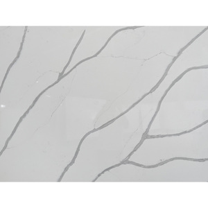 เคาน์เตอร์ NV833ควอทซ์เทียม Calacatta ขนาดจัมโบ้ตัดล่วงหน้าแผ่นหินสำหรับขาย - Product Image 1