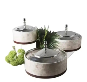 Casserole en forme de dôme en métal doré, ensemble de 1 pièce, ustensiles de cuisine isolés, design unique et combiné - Product Image 6