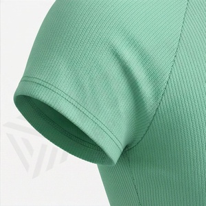 เสื้อยืดคอตตอนทรงบ็อกซี่พิมพ์โลโก้ตามสั่งสำหรับผู้หญิง เสื้อครอปแขนสั้น เสื้อยืดผู้หญิงทันสมัย ชุดออกกำลังกาย ชุดกีฬา - Product Image 6