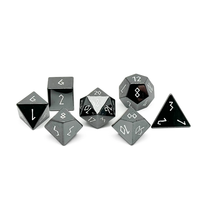 Dés en pierre de haute qualité, hématite, cristal naturel, pierres de guérison Reiki, pierres gravées, ensemble de dés personnalisés, cristal viking.