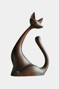Sculpture de chat en bois au design élégant, décoration minimaliste moderne, figurine en bois sculptée à la main, courbes lisses, accent artistique pour la maison, décoration de table - Product Image 5