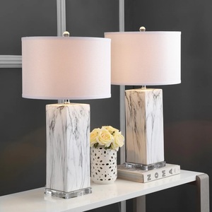 Lámpara Contemporánea Refinada con Elegante Pantalla de Tambor, Distintiva Vetas Naturales y Estilo Premium para el Hogar - Product Image 4