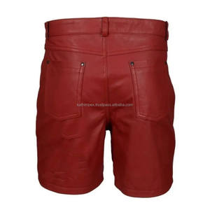 Shorts en cuir décontractés rouges élégants pour hommes, tissu non tissé, coupe ajustée, couture durable pour les événements de mode et le port quotidien - Product Image 2