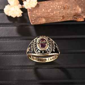 Bague d'École BOJ 047 Personnalisée sur Mesure pour Diplômé Universitaire, Bague de Fin d'Études Secondaires ou Universitaires pour Femme avec Pierre de Naissance en Argent 925 – Nouveauté Tendance - Product Image 1