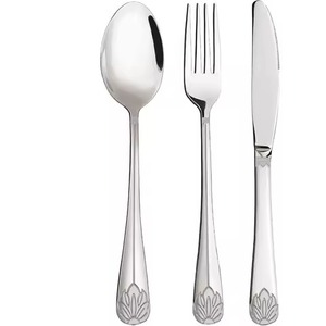 Ensemble de couverts en métal moderne avec finition polie pour table à manger de luxe et décoration de cuisine - Product Image 2