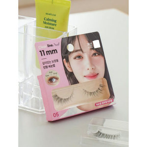 ชุดขนตาปลอม Daiso แบบเกาหลีเพื่อความงามให้ดูคล้ายตุ๊กตา - Product Image 1