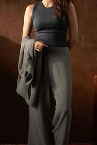 Camiseta sin mangas de algodón acanalado para mujer, con bordado personalizado, cuello liso, ajustada para gimnasio, ¡la más vendida! - Product Image 3