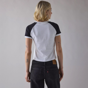 Camiseta Corta de Manga Raglán 100% Algodón para Mujer, Estilo Baby Tee, Venta al por Mayor, Personalizada con Ribete en Contraste, Ajuste Delgado, Estilo Urbano, Camiseta Ringer - Product Image 2