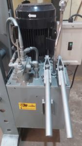 Prensa Hidráulica Personalizada T.O.Y.O TLE60-SINK Tipo H de 60 Toneladas con Bomba de Engranajes y Rodamientos para Fregaderos de Cocina - Product Image 3