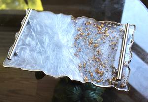 Large Epoxy Resin Tray With Edge Grip For <b>Kitchen</b> <b>Decor</b> Handmade Art Resin Tray With Handle Dust For Luxury Look - Product Image 4