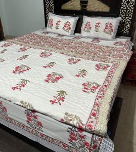 Juego de Ropa de Cama Premium para Bodas, Diseño de Piña, Algodón, Sábanas Dobles, Fundas de Almohada, Edredón Ecológico para Toda Temporada, Lujo Nupcial - Product Image 5