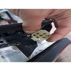 ไฟท้ายขวามือสอง ซีรีส์ 3 รุ่น 63218383100 - Product Image 6