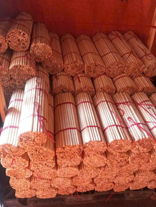 ด้ามไม้สนคุณภาพสูง 120 ซม. ผิวขัดเงา สีธรรมชาติสดใส ไม่มีปม - Product Image 4