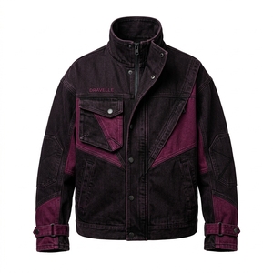 Veste utilitaire en jean bordeaux délavé pour homme, col montant personnalisé, à rabat boutonné, blocs de couleur chevron, style streetwear tactique - Product Image 1
