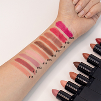Rouge à lèvres mat végétalien non-collant 20 couleurs longue tenue imperméable velours minéral cosmétiques de marque privée tendance