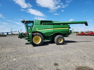 Moissonneuse-batteuse robuste S680 2012 haute performance pour approvisionnement en vrac - Product Image 3