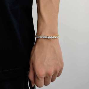 กำไลข้อมือโมอิสซาไนต์ทรงเทนนิส สไตล์สตรีท กำไลข้อมือลำลองสุดหรู ของขวัญสำหรับแฟน - Product Image 1