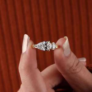 Anillo de Diamante Cultivado en Laboratorio de 1.51CT con Corte de Pera y Corazón, Anillo Sorpresa para Mujer, Oro Sólido de 14K, Joyería Moderna para Regalo de Compromiso para Enamorados - Product Image 5