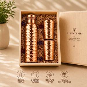 Juego de Botellas de Agua Ecológicas de Cobre Puro Premium, Aislamiento Térmico, Una Botella con Acabado Martillado, Juego de Regalo de Bebidas Reutilizables - Product Image 1