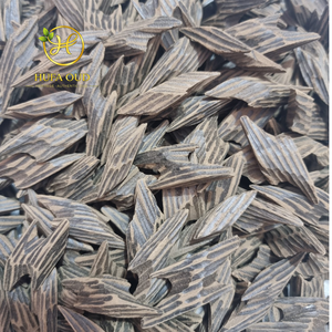 Copeaux d'Agarwood Oud Tigre Naturel à Haute Teneur en Résine du Vietnam en Gros - Product Image 1