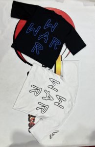 Camisetas de hombre personalizadas con serigrafía, parche de goma, 300 gsm, de algodón 100%, estilo oversize, boxy y corto. - Product Image 4