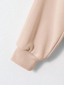 Conjunto de Ropa Deportiva de Invierno Personalizada con su Propio Logotipo, Sudadera y Pantalones Cortos de Color Sólido, Ropa Casual, Conjunto de Pantalones Cortos de Forro Polar - Product Image 2